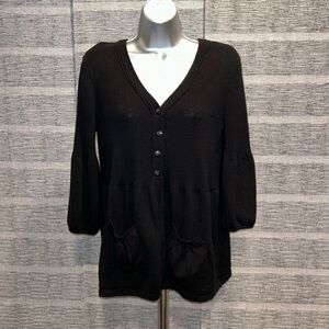 Women’s Daisy Fuentes black sweater
